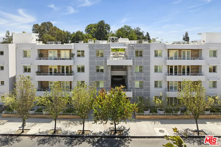 4240 Laurel Canyon Boulevard 105, Studio City, California 91604