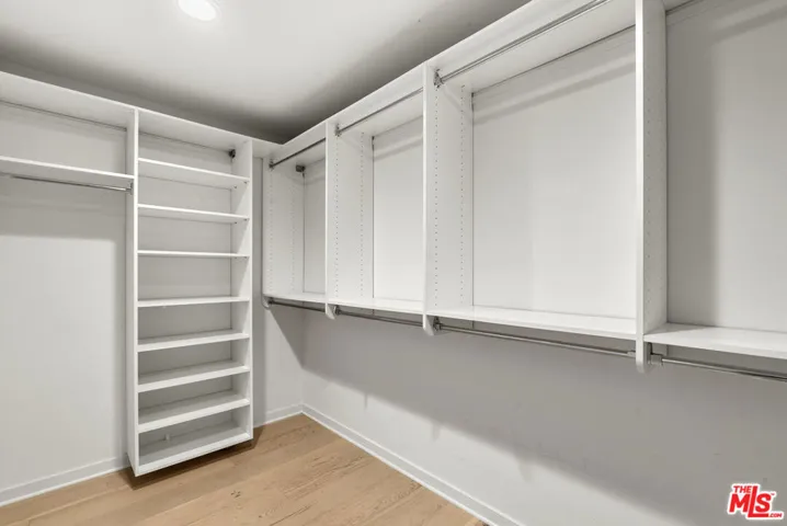 4240 Laurel Canyon Boulevard 105, Studio City, California 91604