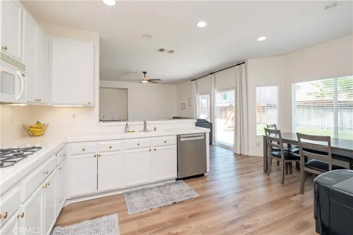 13070 Beachview Court, Victorville, California 92392