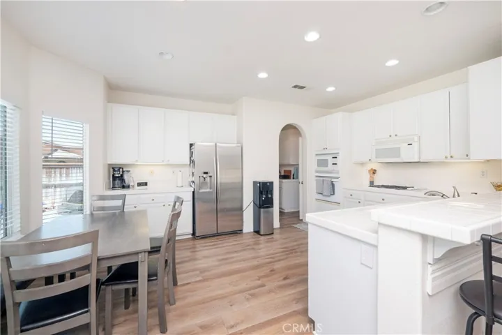 13070 Beachview Court, Victorville, California 92392