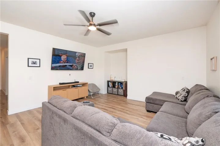 13070 Beachview Court, Victorville, California 92392