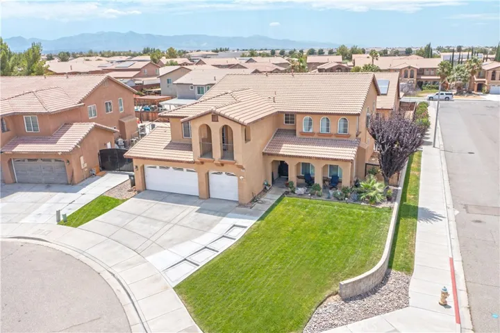 13070 Beachview Court, Victorville, California 92392