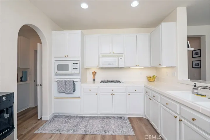 13070 Beachview Court, Victorville, California 92392