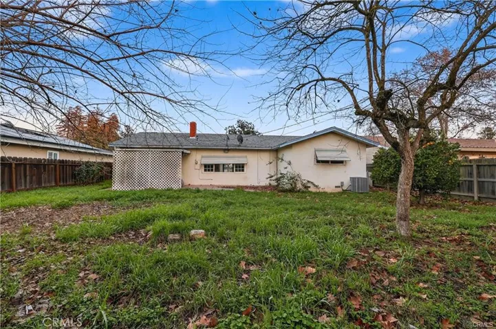 3205 N Parsons, Merced, California 95340