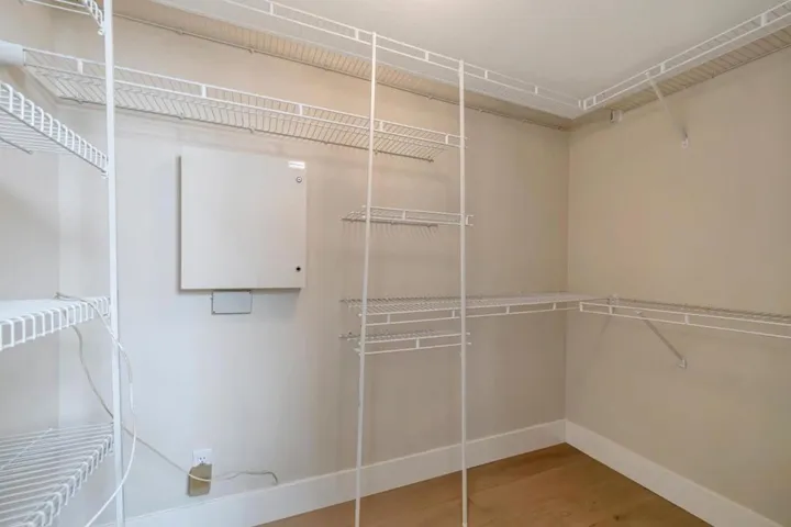 585 Shoal Circle, Redwood City, California 94065