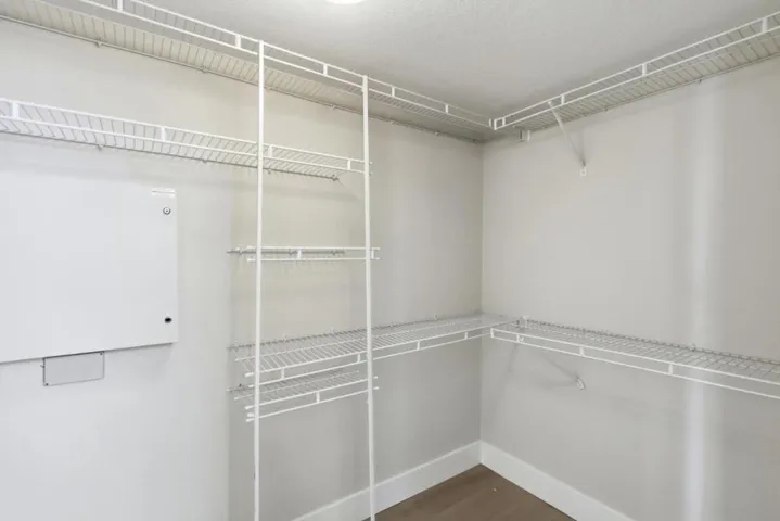 585 Shoal Circle, Redwood City, California 94065
