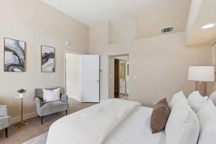 585 Shoal Circle, Redwood City, California 94065
