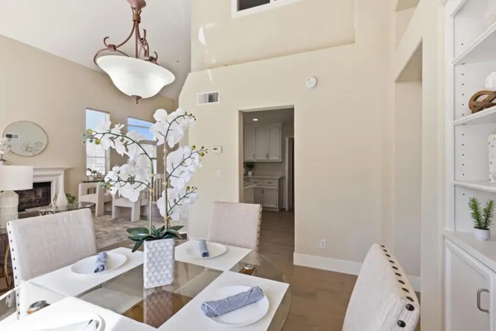 585 Shoal Circle, Redwood City, California 94065