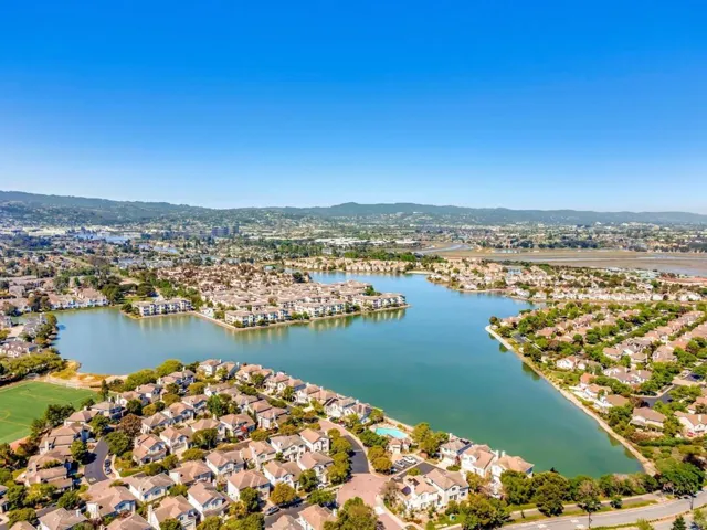 585 Shoal Circle, Redwood City, California 94065