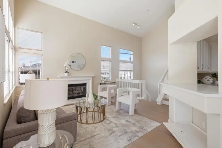 585 Shoal Circle, Redwood City, California 94065