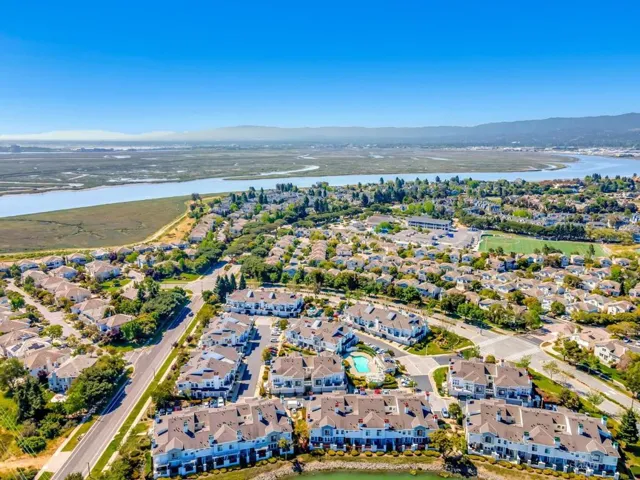 585 Shoal Circle, Redwood City, California 94065