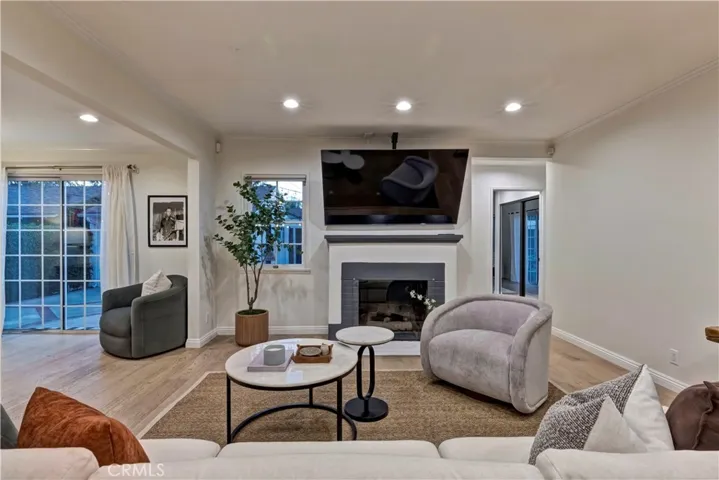 5429 Columbus Avenue, Sherman Oaks, California 91411