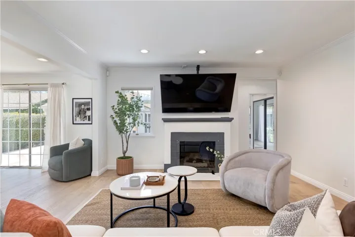 5429 Columbus Avenue, Sherman Oaks, California 91411
