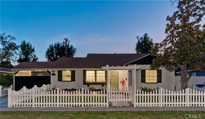5429 Columbus Avenue, Sherman Oaks, California 91411