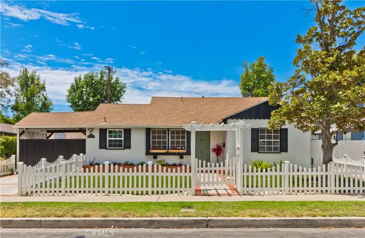 5429 Columbus Avenue, Sherman Oaks, California 91411