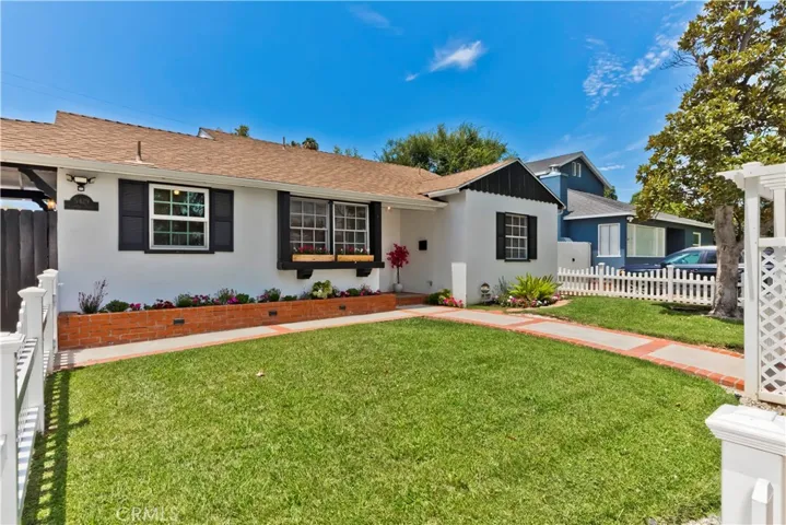 5429 Columbus Avenue, Sherman Oaks, California 91411