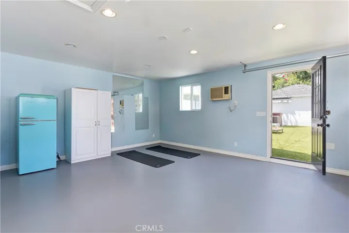 5429 Columbus Avenue, Sherman Oaks, California 91411