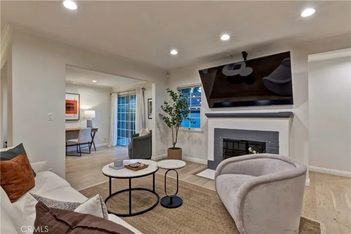 5429 Columbus Avenue, Sherman Oaks, California 91411