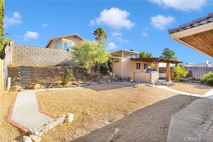 13747 Valera, Victorville, California 92392