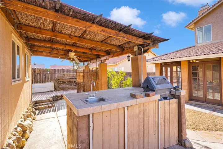 13747 Valera, Victorville, California 92392