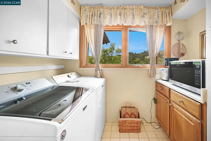 1891 Meadow Lane, Walnut Creek, California 94595
