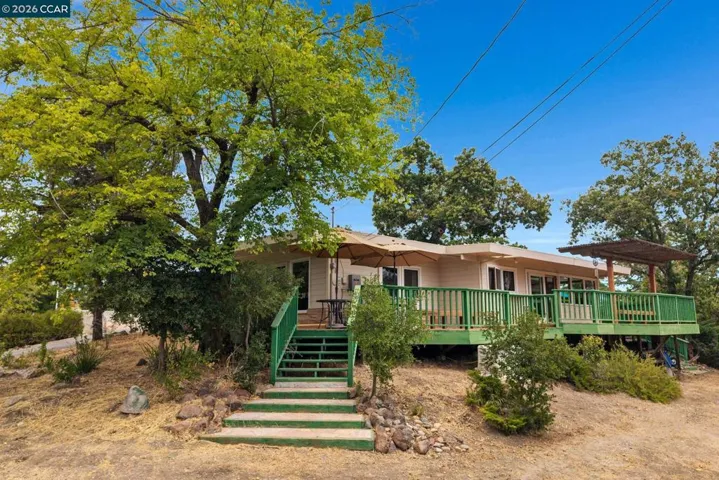 1891 Meadow Lane, Walnut Creek, California 94595