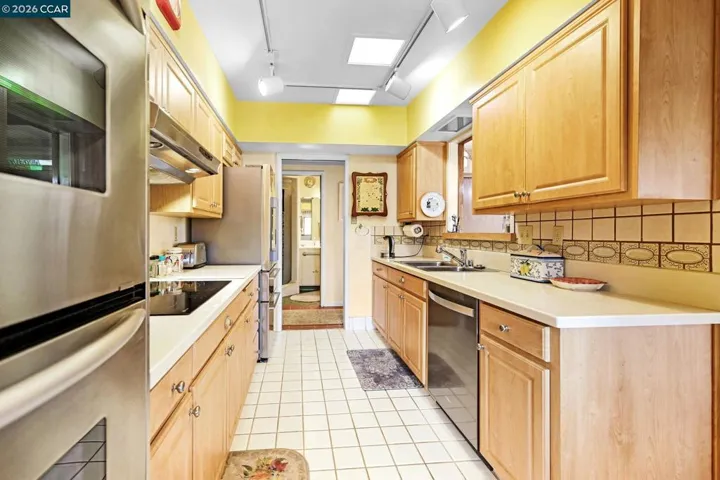 1891 Meadow Lane, Walnut Creek, California 94595