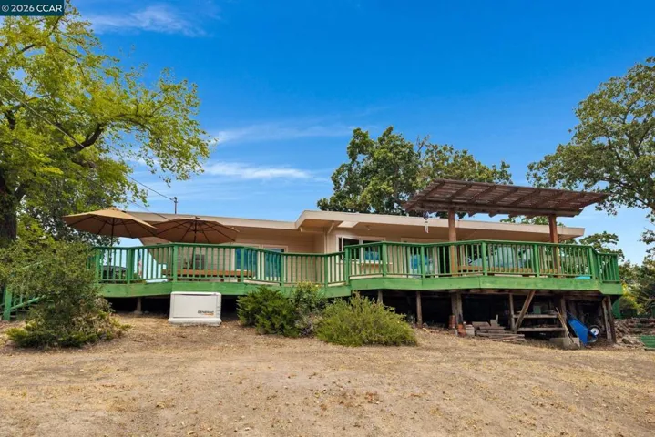 1891 Meadow Lane, Walnut Creek, California 94595