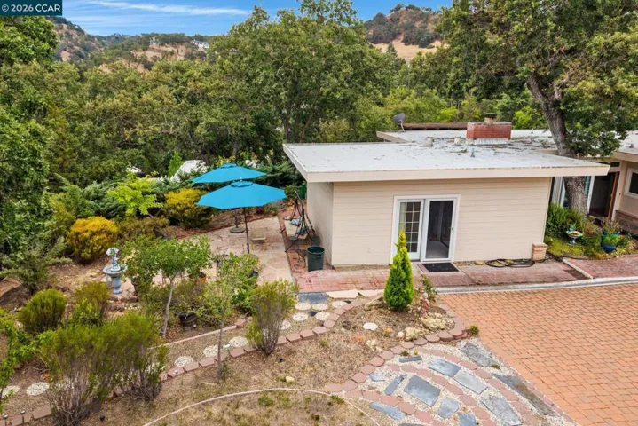 1891 Meadow Lane, Walnut Creek, California 94595