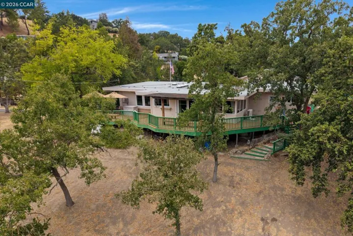 1891 Meadow Lane, Walnut Creek, California 94595