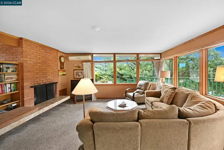 1891 Meadow Lane, Walnut Creek, California 94595