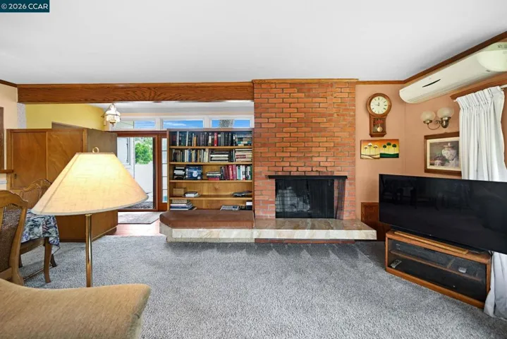 1891 Meadow Lane, Walnut Creek, California 94595