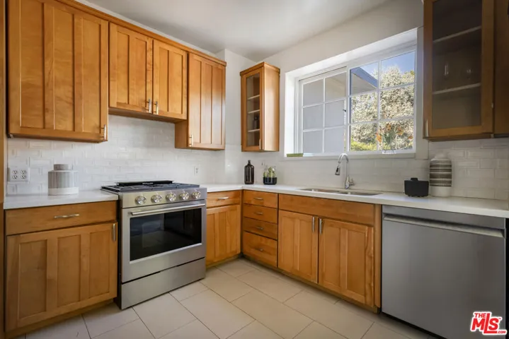 1922 Taft Avenue, Los Angeles, California 90068