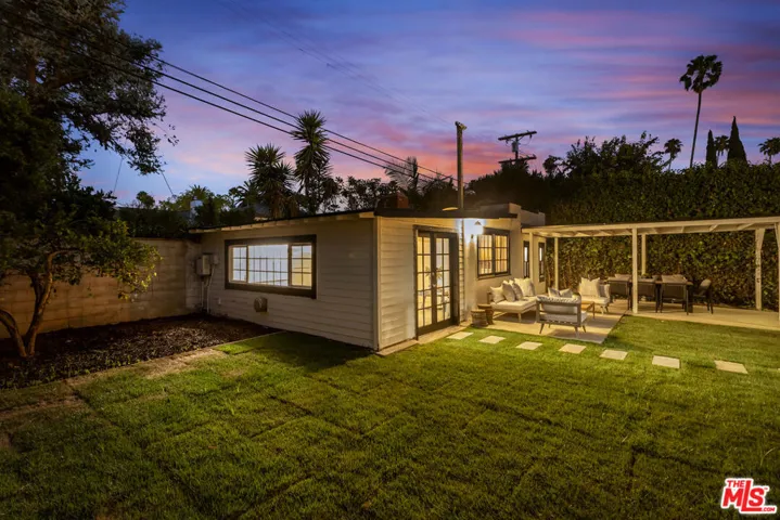 1922 Taft Avenue, Los Angeles, California 90068