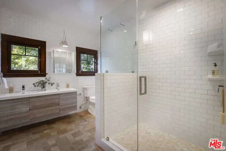 1922 Taft Avenue, Los Angeles, California 90068