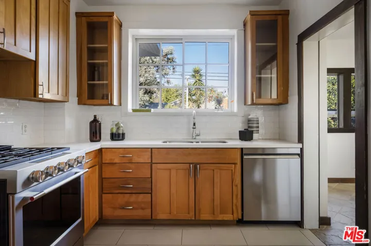 1922 Taft Avenue, Los Angeles, California 90068