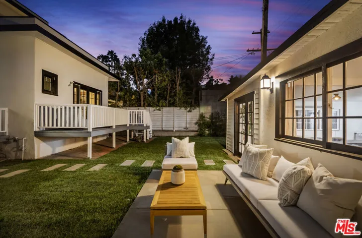 1922 Taft Avenue, Los Angeles, California 90068