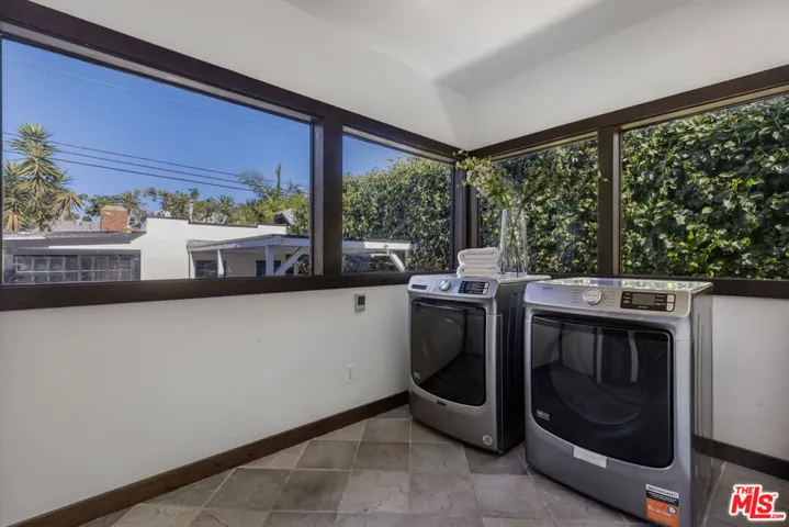 1922 Taft Avenue, Los Angeles, California 90068