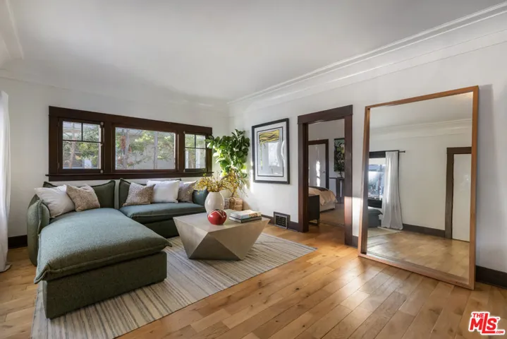 1922 Taft Avenue, Los Angeles, California 90068