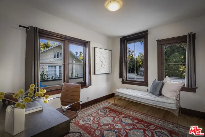 1922 Taft Avenue, Los Angeles, California 90068