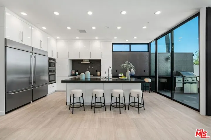 3144 Alta Laguna Boulevard, Laguna Beach, California 92651