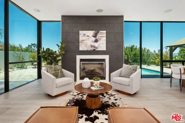 3144 Alta Laguna Boulevard, Laguna Beach, California 92651