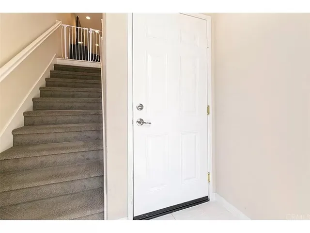 211 Native, Irvine, California 92618