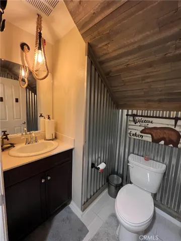 211 Native, Irvine, California 92618