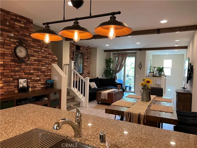 211 Native, Irvine, California 92618