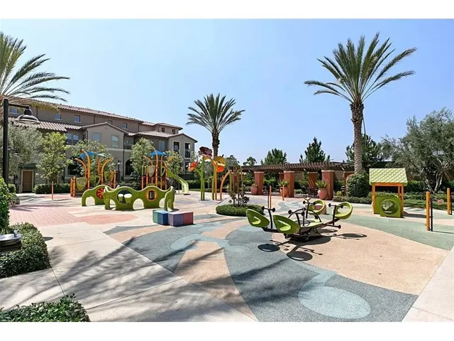 211 Native, Irvine, California 92618