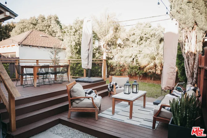 3016 Oakhurst Avenue, Los Angeles, California 90034