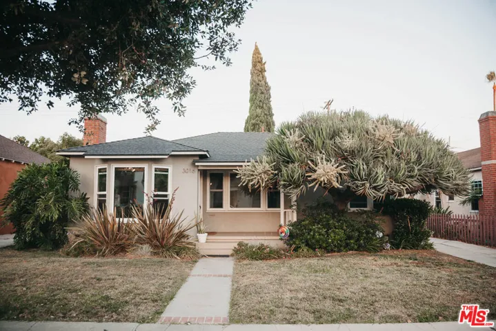 3016 Oakhurst Avenue, Los Angeles, California 90034
