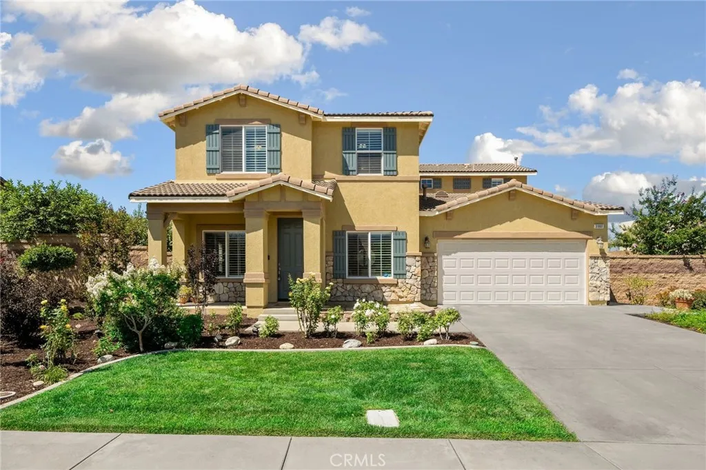 31801 Oak Wood Circle, Yucaipa, California 92399 — photo 4