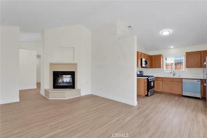 12980 Sundown Road, Victorville, California 92392